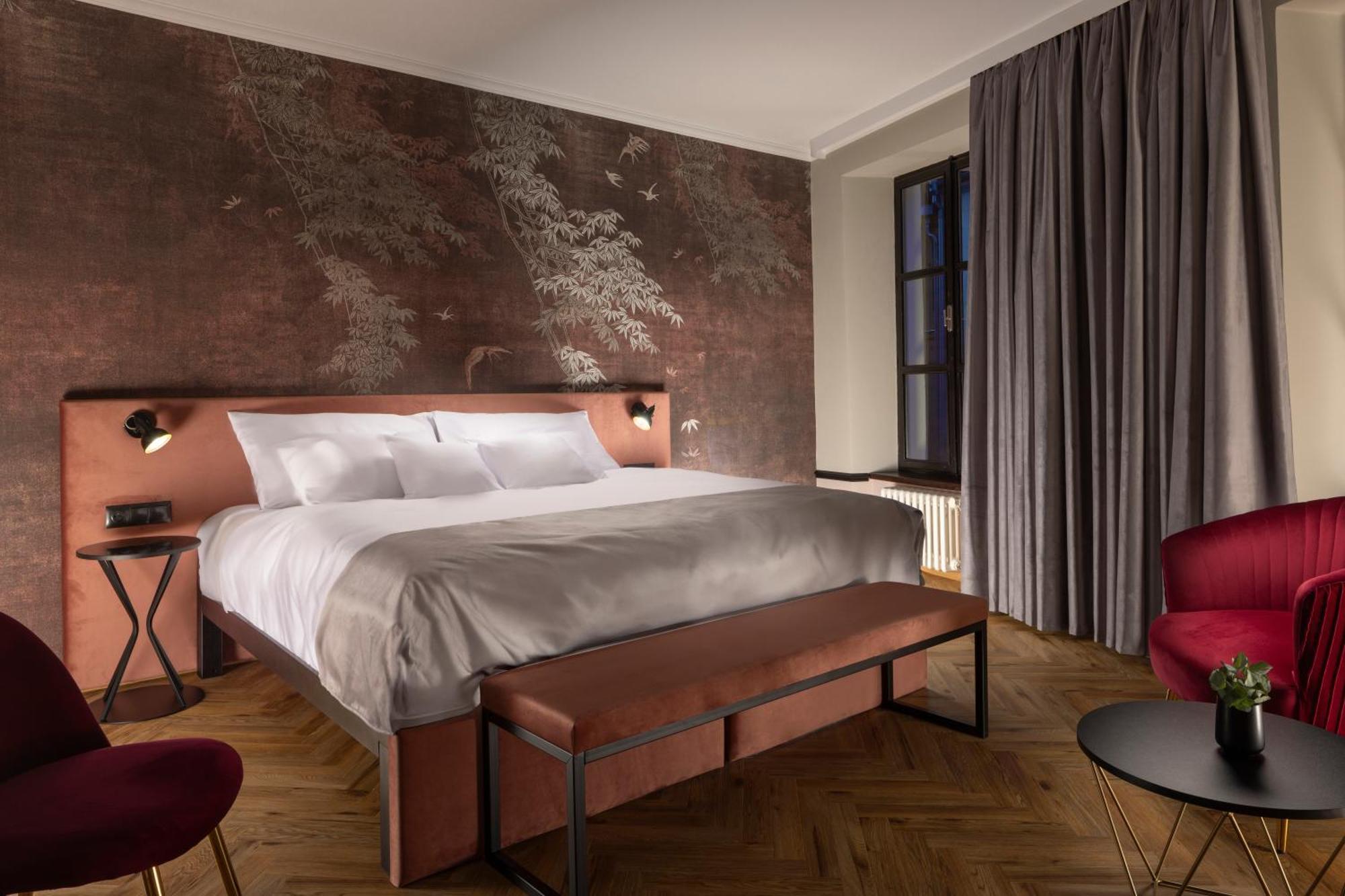 Hotel Savorsky 伊赫拉瓦 外观 照片